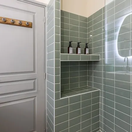Apartment Lb Vacation I Design With Private Garage & Congress