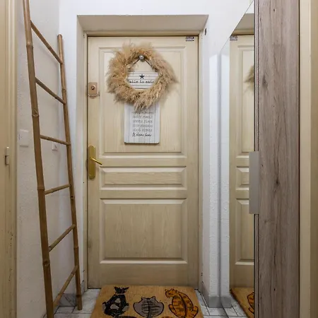 Appartamento Design 2Br Private Parking, Beach & Train